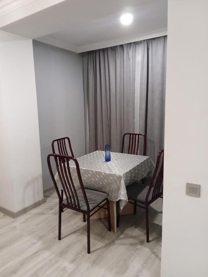 Izmir Apartment Баку Екстер'єр фото